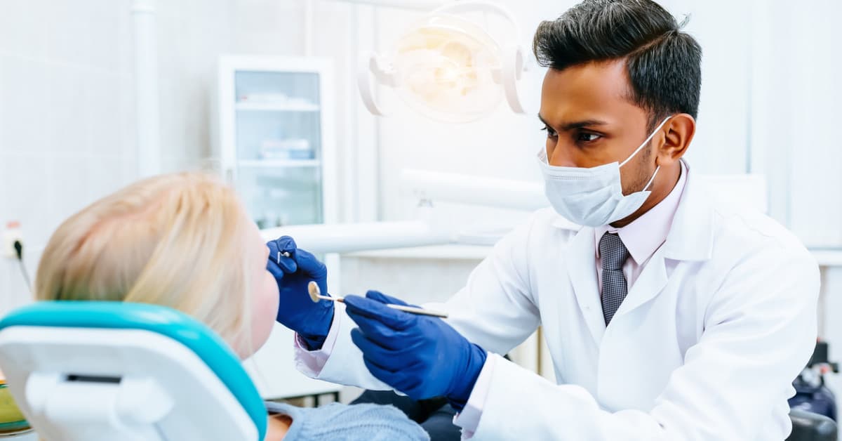 Awareness Days – Dentists Day in the USA