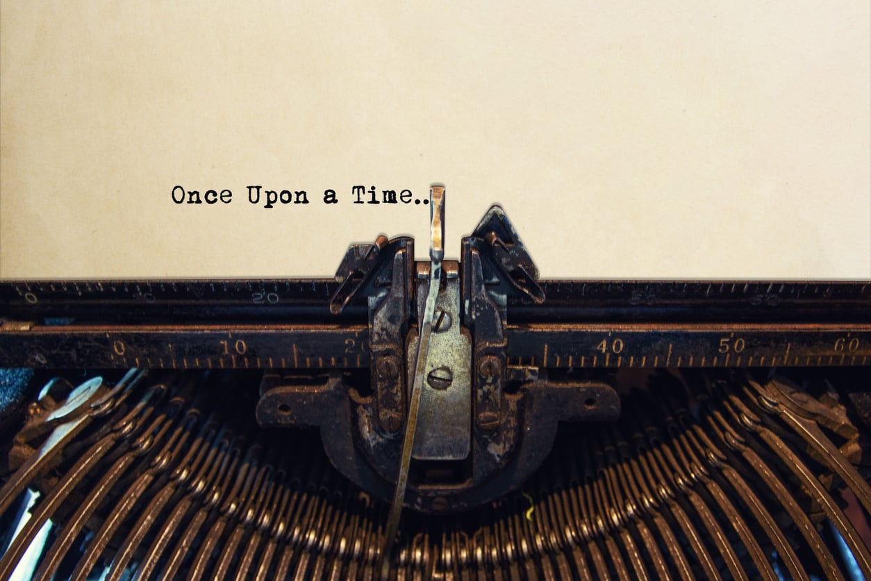 Writer at typewriter for Indie Author Week UK