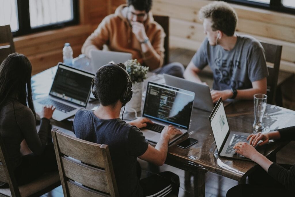 How AI Is Empowering SMEs to Compete with Tech Giants